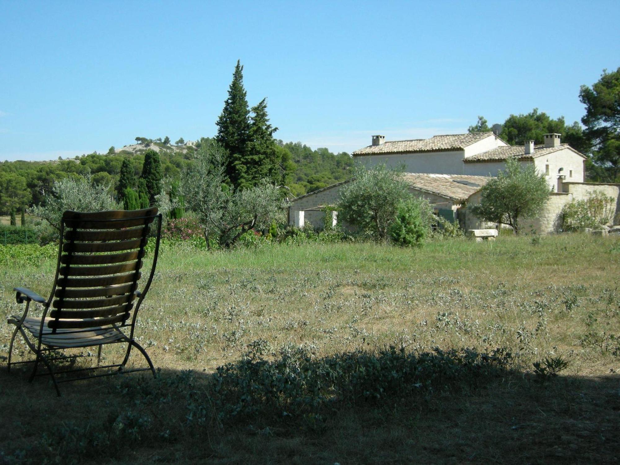 Bed and Breakfast Le Mazet De La Dame Barbentane Exterior foto